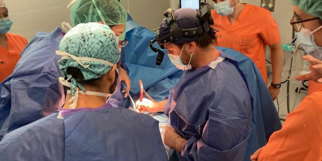 Técnica mínimamente invasiva de prótesis de cadera