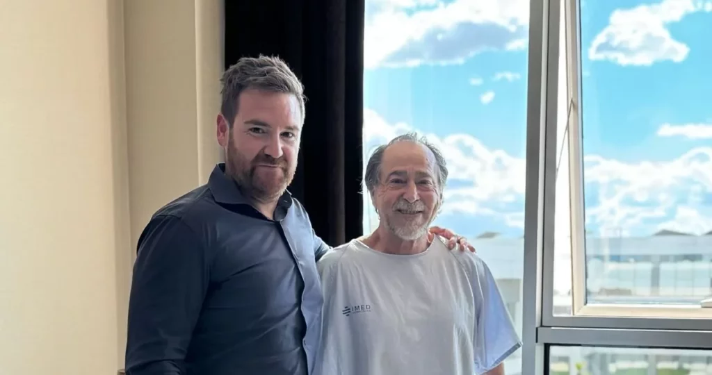 El torero Luis Francisco Esplá, intervenido con éxito por el Doctor Francisco Soler Valero de las dos caderas